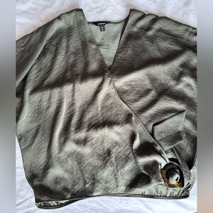 Express top size M